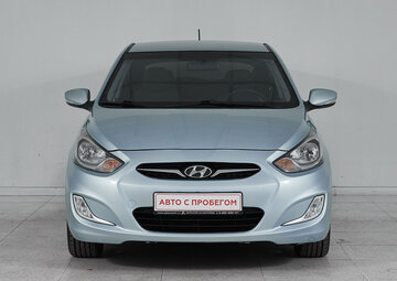 Hyundai Solaris Вид 2