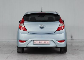 Hyundai Solaris Вид 5