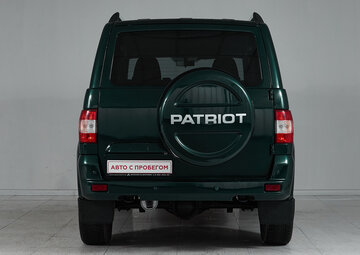UAZ Patriot Вид 4