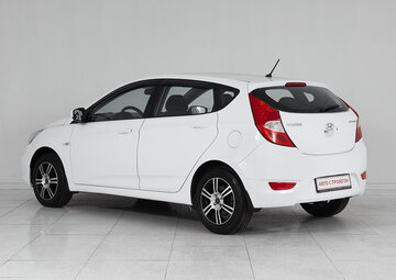 Hyundai Solaris Вид 4