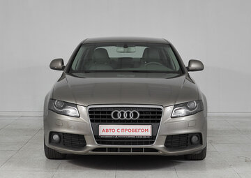 Audi A4 Вид 2