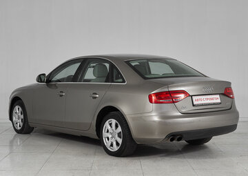 Audi A4 Вид 4