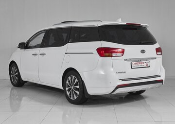Kia Carnival Вид 4