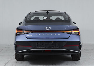 Hyundai Elantra Вид 5