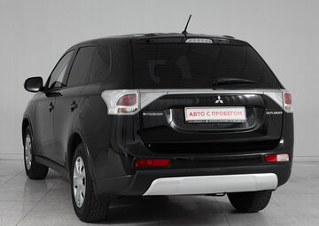 Mitsubishi Outlander Вид 4