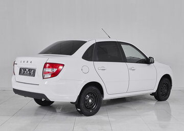 Lada Granta Вид 4