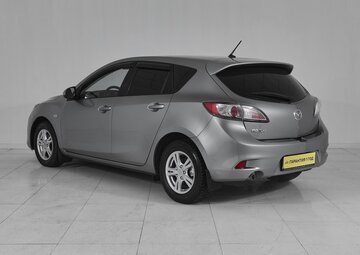 Mazda 3 Вид 4