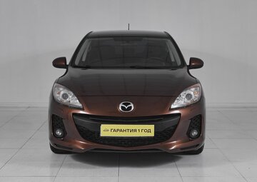 Mazda 3 Вид 2
