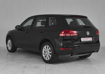 Volkswagen Touareg Вид 4