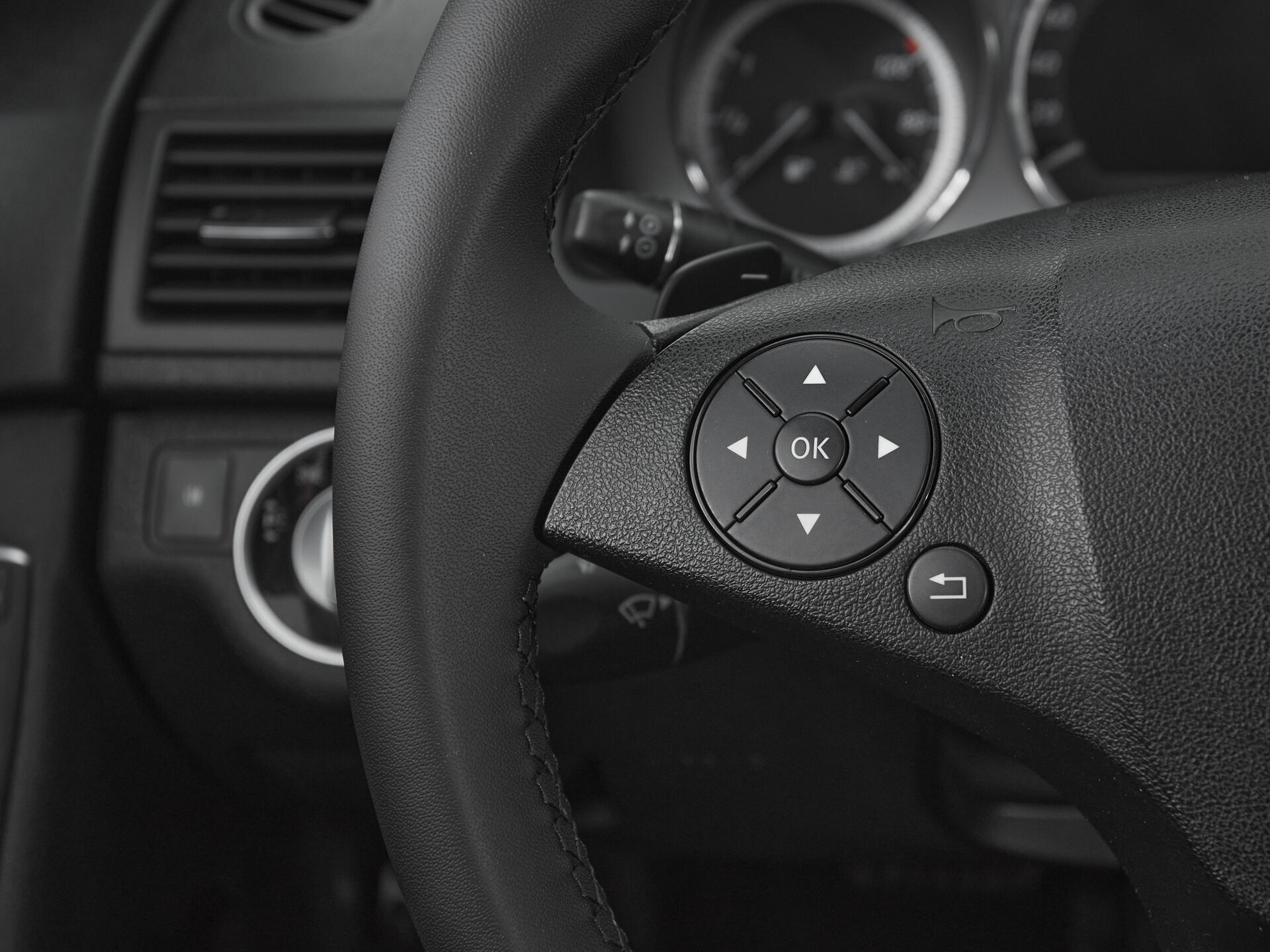 Mercedes benz C-Класс