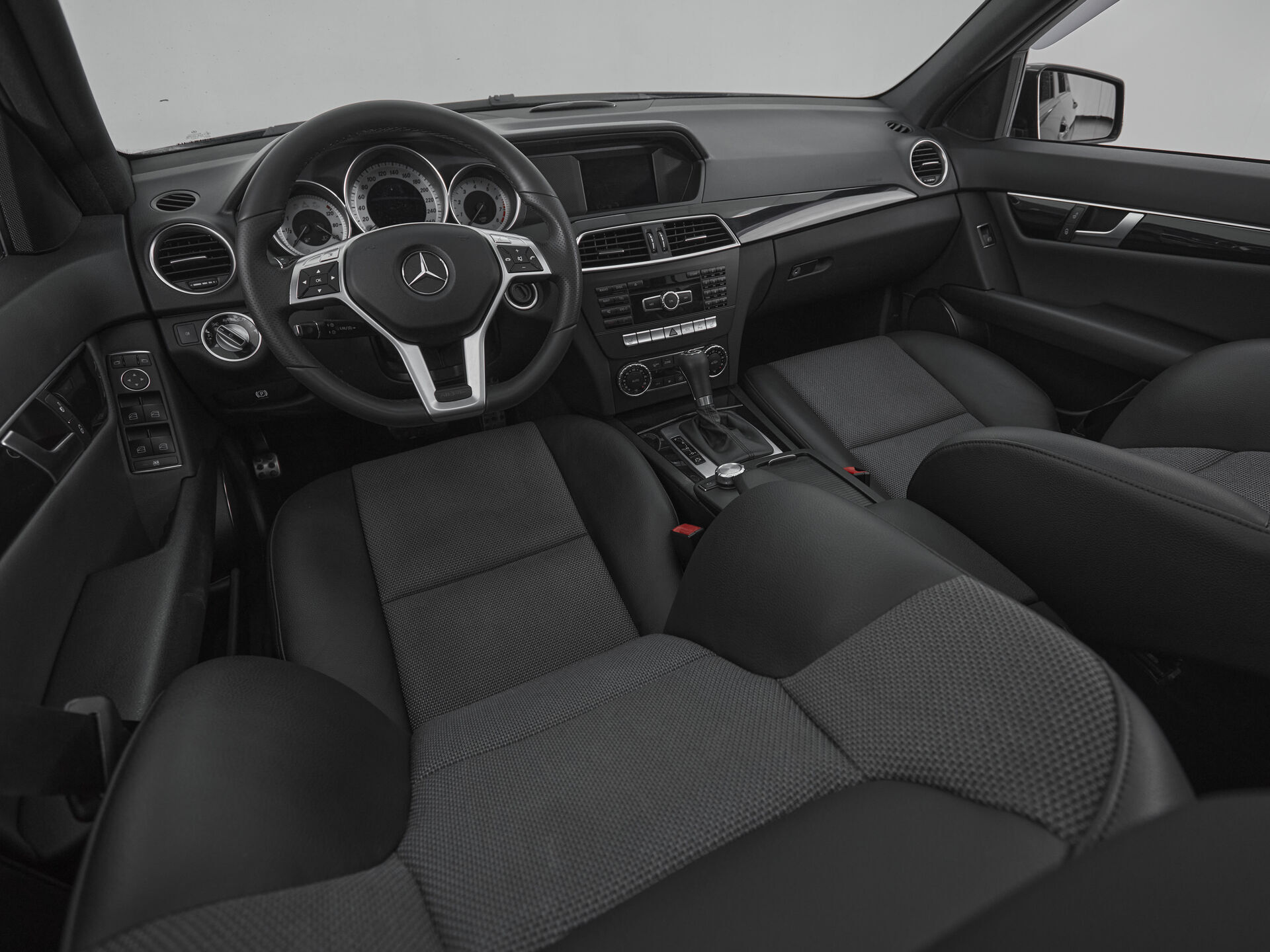 Mercedes benz C-Класс