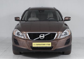 Volvo XC60 Вид 2