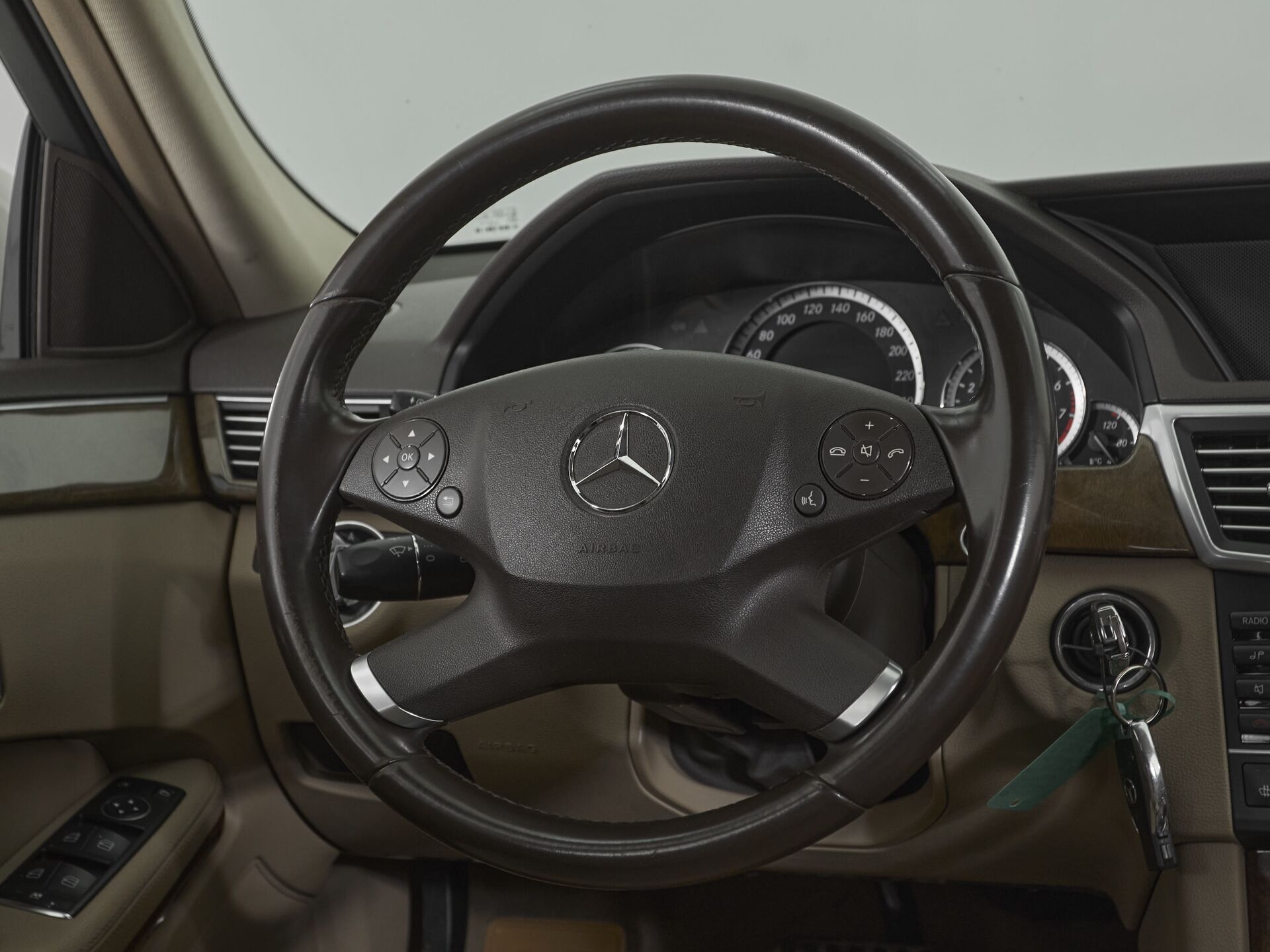 Mercedes benz E-Класс