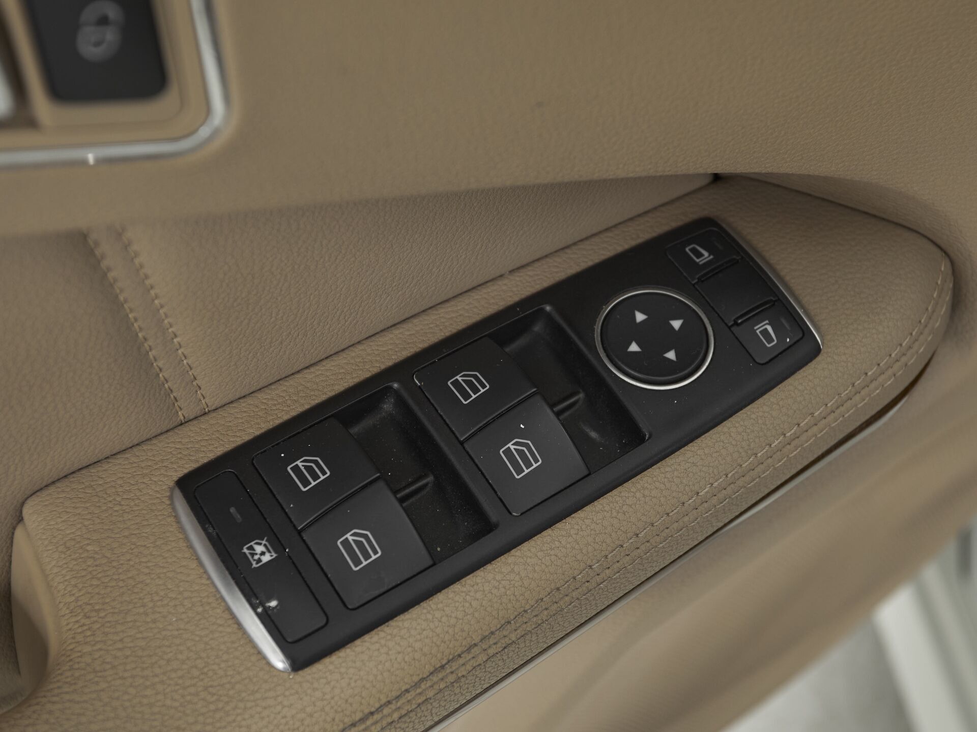 Mercedes benz E-Класс