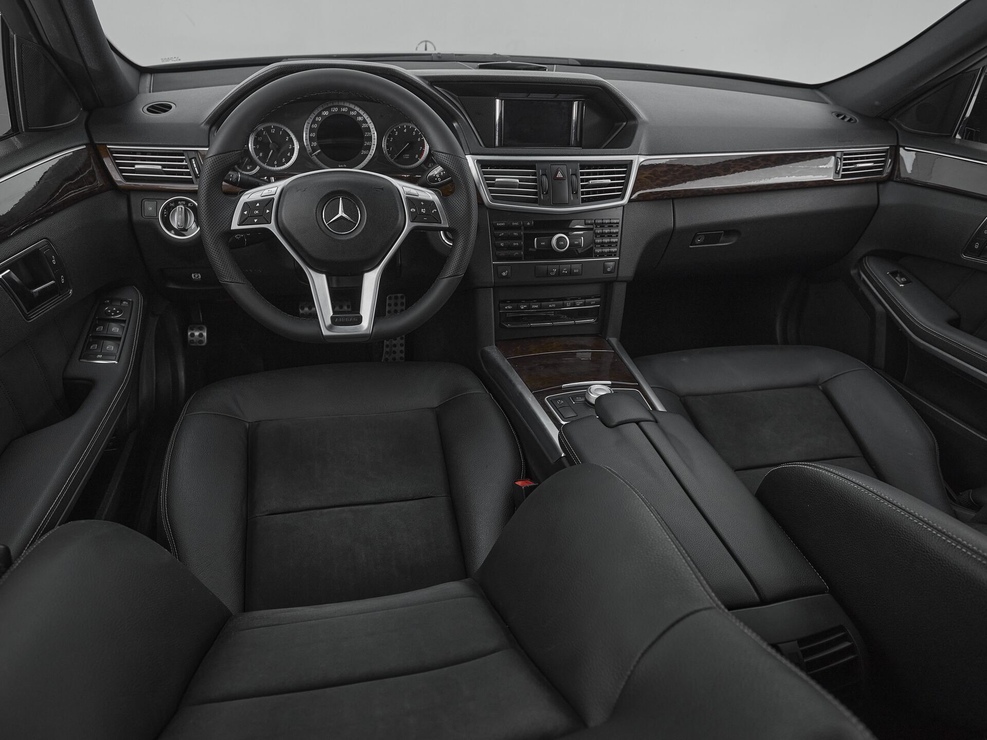 Mercedes benz E-Класс