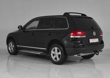 Volkswagen Touareg Вид 4