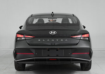 Hyundai Elantra Вид 5