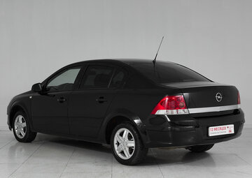Opel Astra Вид 4