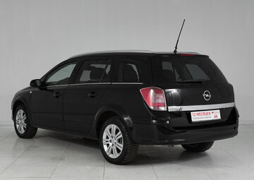 Opel Astra Вид 4