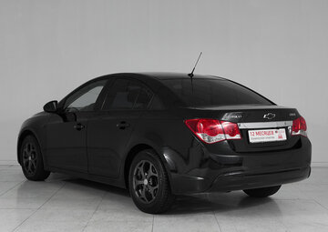 Chevrolet Cruze Вид 4