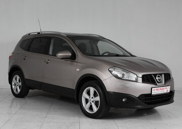 Nissan Qashqai+2 Вид 4
