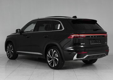 Geely Monjaro Вид 4