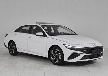 Hyundai Elantra Вид 3