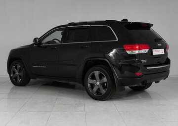 Jeep Grand Cherokee Вид 4