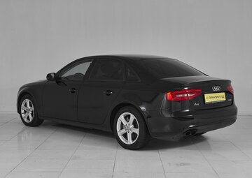 Audi A4 Вид 4