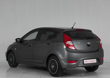 Hyundai Solaris Вид 4