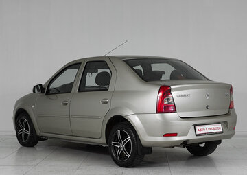 Renault Logan Вид 4