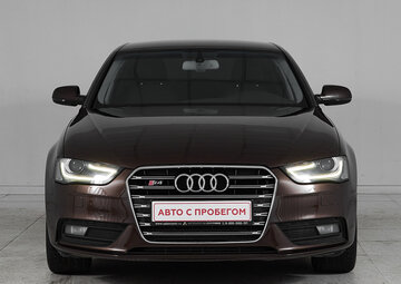 Audi A4 Вид 2