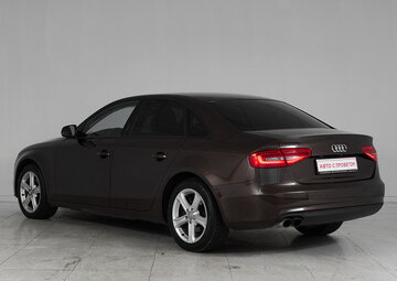 Audi A4 Вид 4