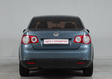 Volkswagen Jetta Вид 5