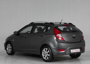 Hyundai Solaris Вид 4