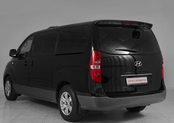 Hyundai Grand Starex Вид 4