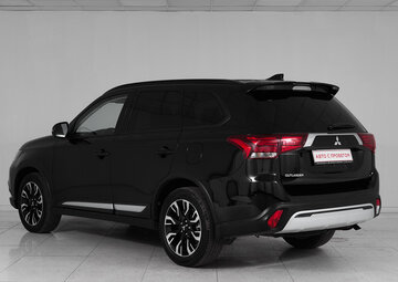 Mitsubishi Outlander Вид 4