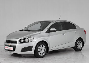 Chevrolet Aveo Вид 1