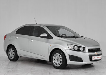 Chevrolet Aveo Вид 3