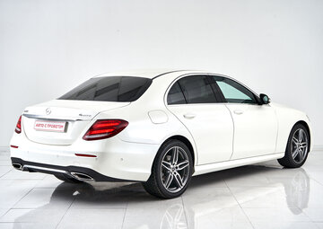 Mercedes benz E-Класс Вид 5