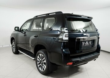 Toyota Land Cruiser Prado Вид 3