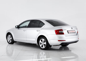 Skoda Octavia Вид 4