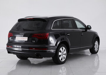 Audi Q7 Вид 4