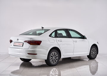 Volkswagen Jetta Вид 5