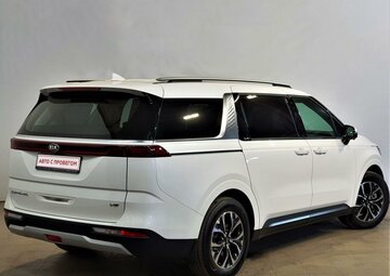 Kia Carnival Вид 3