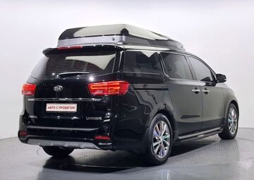 Kia Carnival Вид 3
