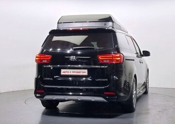 Kia Carnival Вид 4