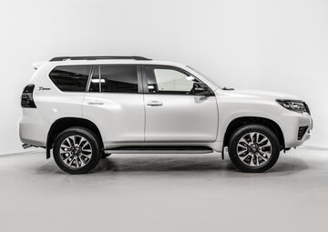 Toyota Land Cruiser Prado Вид 3