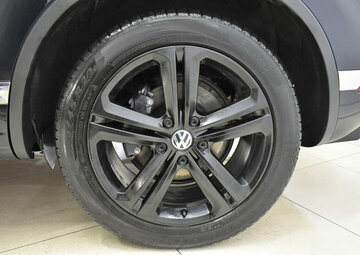 Volkswagen Touareg Вид 5