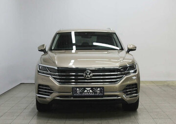 Volkswagen Touareg Вид 2